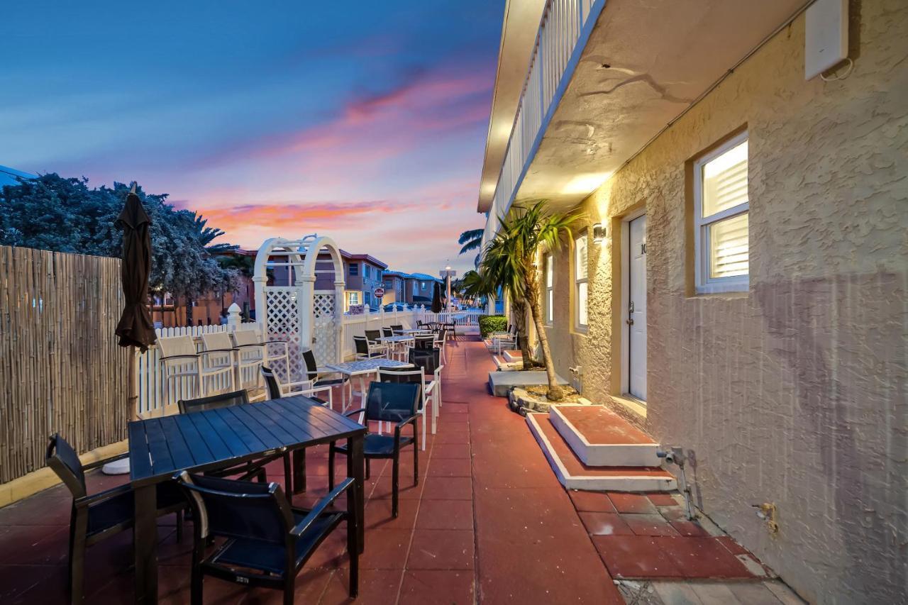 Laguna Blu Beach Hollywood Exterior photo